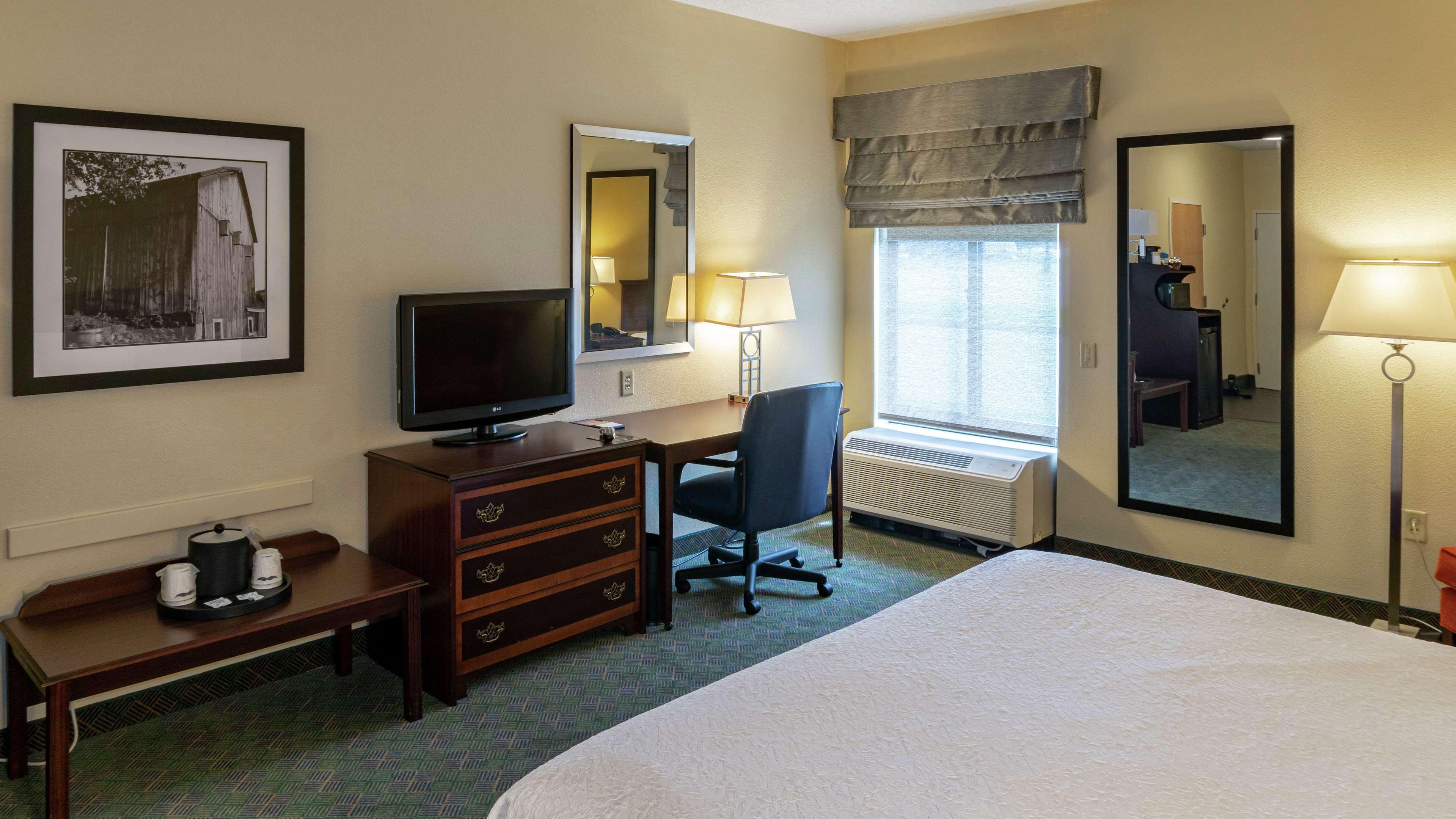 Hampton Inn New Philadelphia Luaran gambar